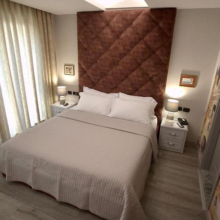 Vila Shard Boutique Hotel Тирана Екстериор снимка
