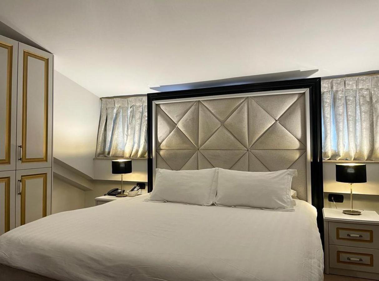 Vila Shard Boutique Hotel Тирана Екстериор снимка